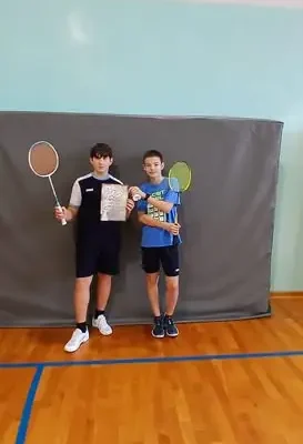 Brązowy medal badmintonistów z SP nr 3 w Puławach