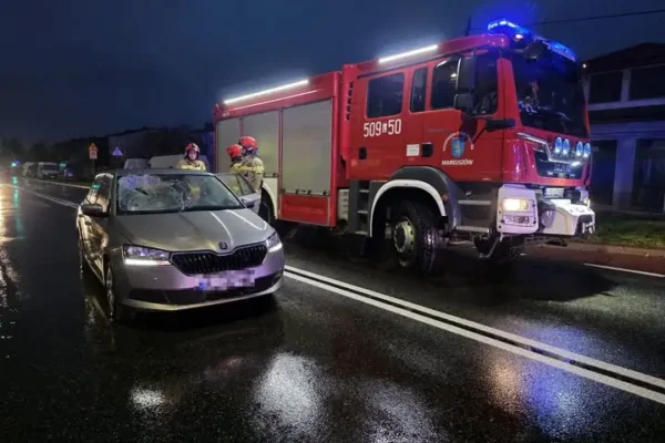 Potrącenie pieszego na pasach w Markuszowie – poszkodowany trafił do szpitala