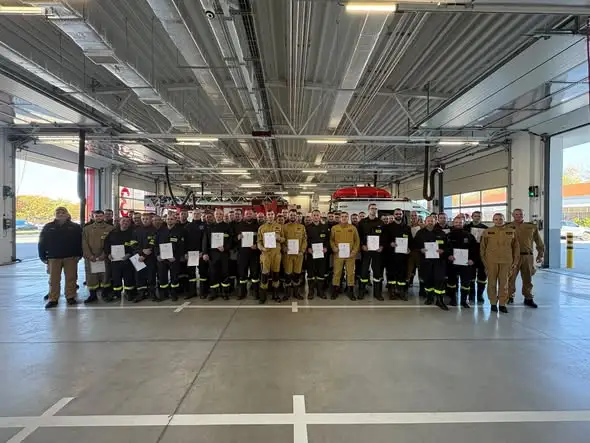 53 strażaków OSP z powiatu puławskiego ukończyło szkolenie kierowcy-konserwatora